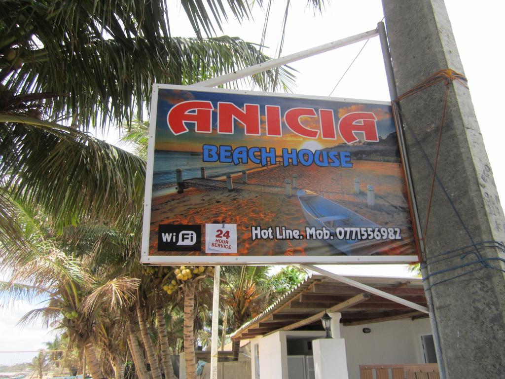 Anicia Beach House Negombo Exterior foto