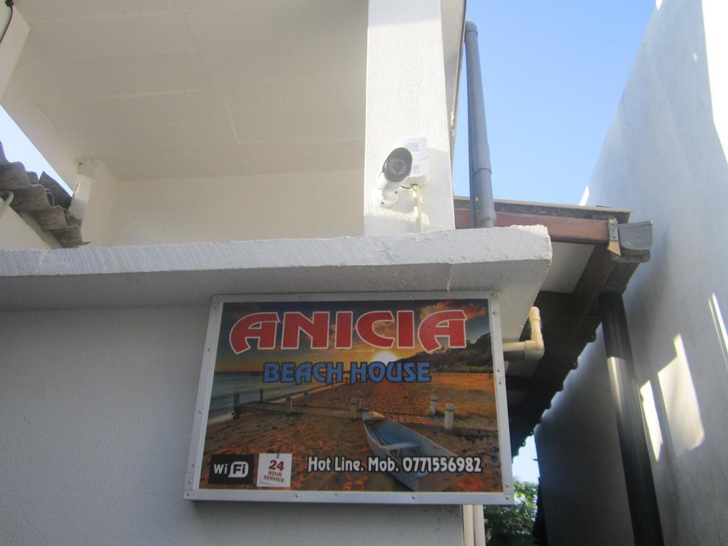 Anicia Beach House Negombo Exterior foto