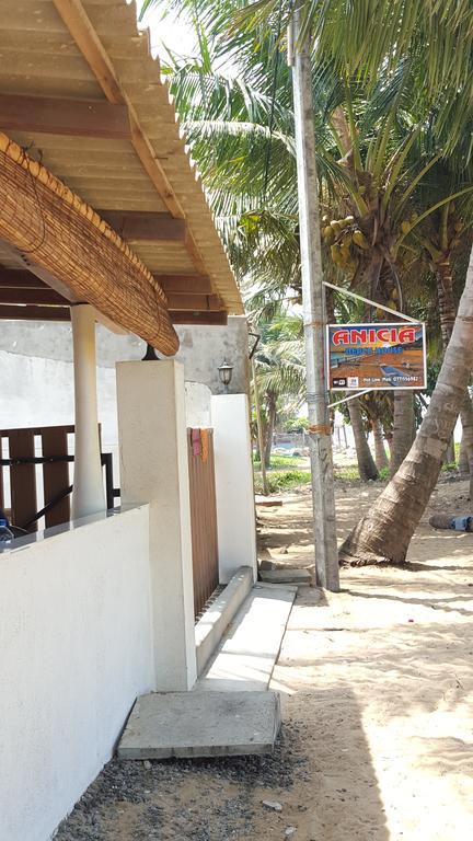 Anicia Beach House Negombo Exterior foto