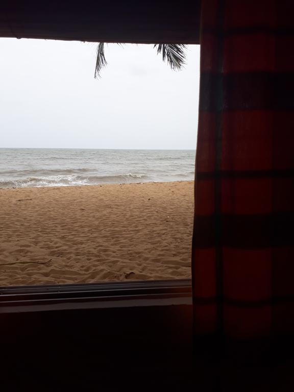 Anicia Beach House Negombo Exterior foto