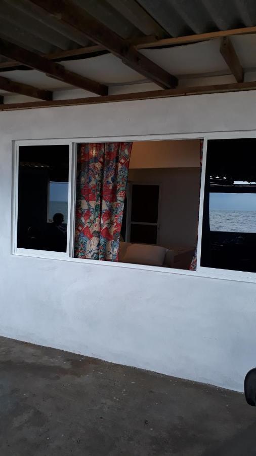 Anicia Beach House Negombo Exterior foto